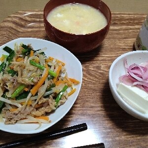 かにかまと玉ねぎの中華スープ